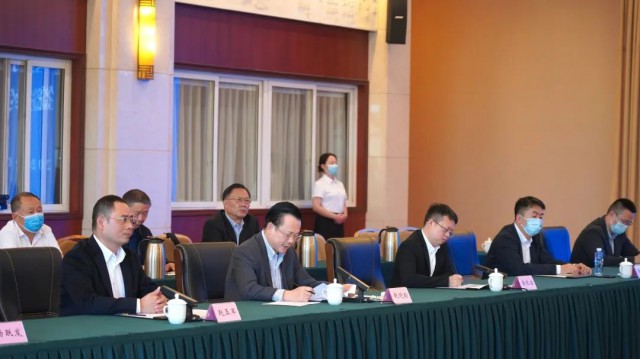 总投资1385亿！10万九游会国际吨工业硅+10万吨多晶硅+4吨有机硅单体(图3)