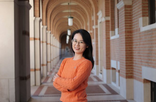 科学家用AI造材料只需23个初始数据就能合成7种荧光碳量子点并能精确控制发光机制AG九游会(图1)