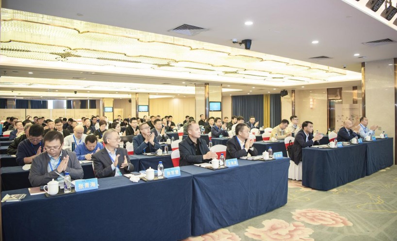 AG九游会多元醇行业高质量发展大会暨聚氨酯协会多元醇分会交流大会召开(图2)