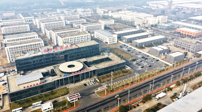 AG九游会高质量发展看九江｜“硅”途璀璨！江西永修绘就县域经济新图景(图1)